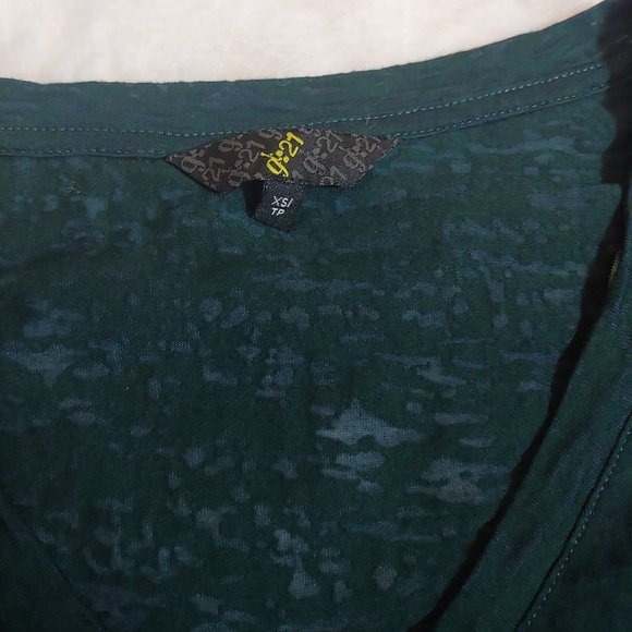 2 for $10 EUC G21 SHIRT US XS - Picture 3 of 7